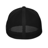 Closed-back trucker cap