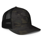 Closed-back trucker cap